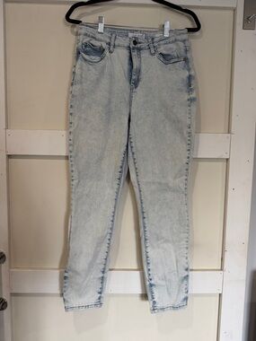Judy Blue Light Wash High-Rise Slim Jeans